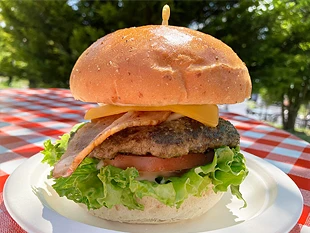 超おすすめの飛騨牛メガバーガー