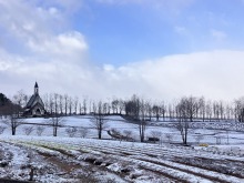 3/7(土)牧歌の里の天気《曇り時々小雪》雪遊びデビューはこの土日まで！