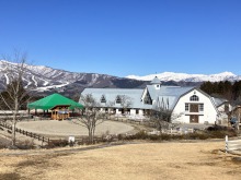 3/11(水)牧歌の里の天気《晴れ》青空に白く輝く白山と春の芽吹き